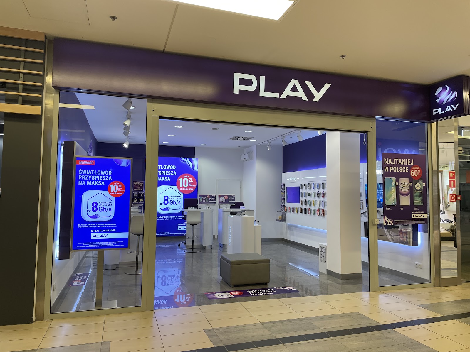 Salon Play